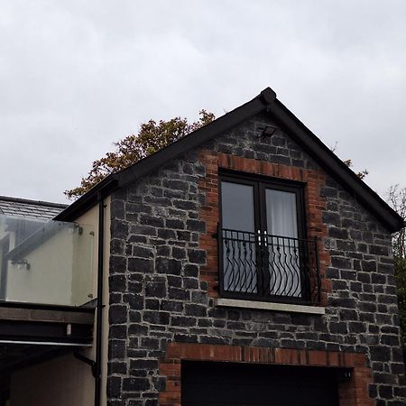 The Hay Loft Hotel Hillsborough Exterior photo